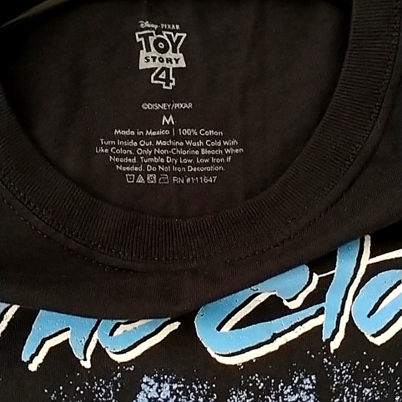 Disney Pixar Toy Story 4 Alien Group Claw Distresting T-shirt - Picture 4 of 4